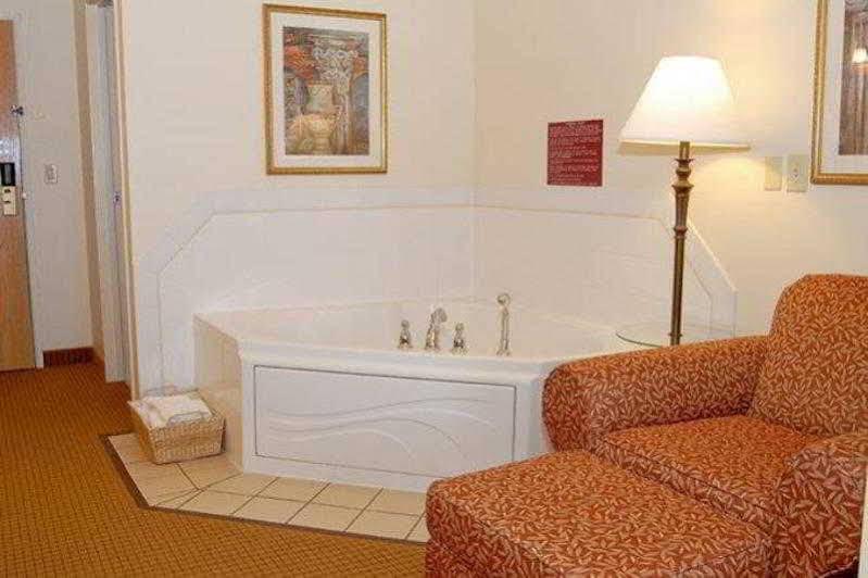 Best Western Wapakoneta Inn Eksteriør billede